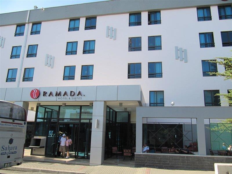 Ramada Hotel & Suites Amman Ngoại thất bức ảnh